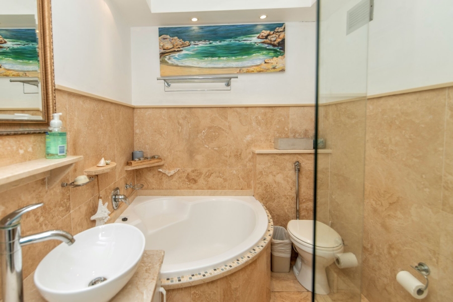 2 Bedroom Property for Sale in Humewood Eastern Cape